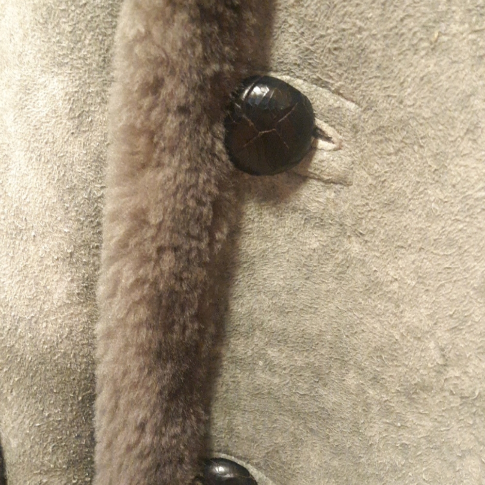 Vintage Shearling Sheepskin Coat - Picture 3 of 7